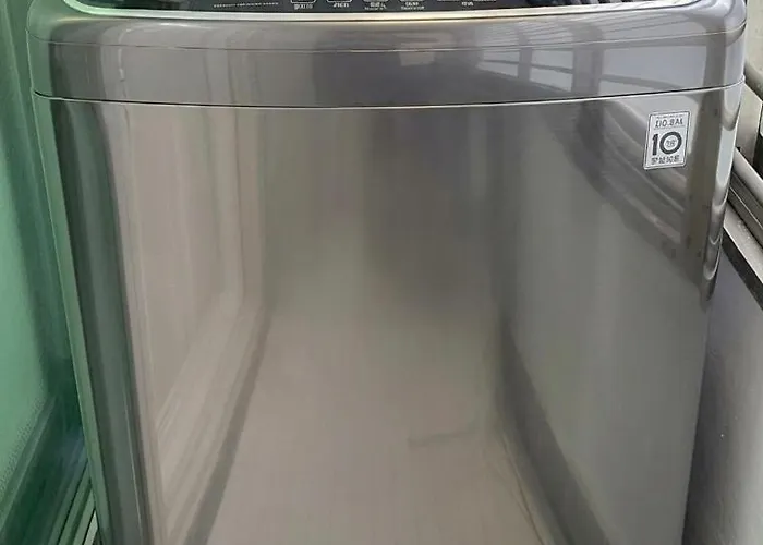3 Mins From Konkuk Station, 10 Mins Walk From Seongsu Station