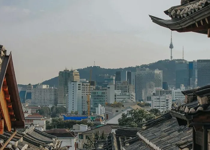 3 Mins From Konkuk Station, 10 Mins Walk From Seongsu Station アパート