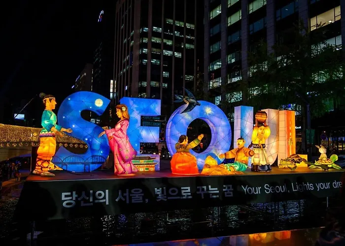 3 Mins From Konkuk Station, 10 Mins Walk From Seongsu Station アパート