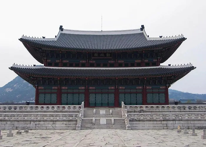 アパート 3 Mins From Konkuk Station, 10 Mins Walk From Seongsu Station